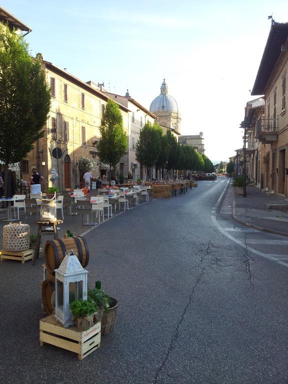 La Corte Degli Angeli Locazioni Turistiche Assisi Exterior foto